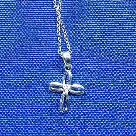 Silpada Jewelry - Silpada 925 Sterling Silver Cross My Heart Necklace